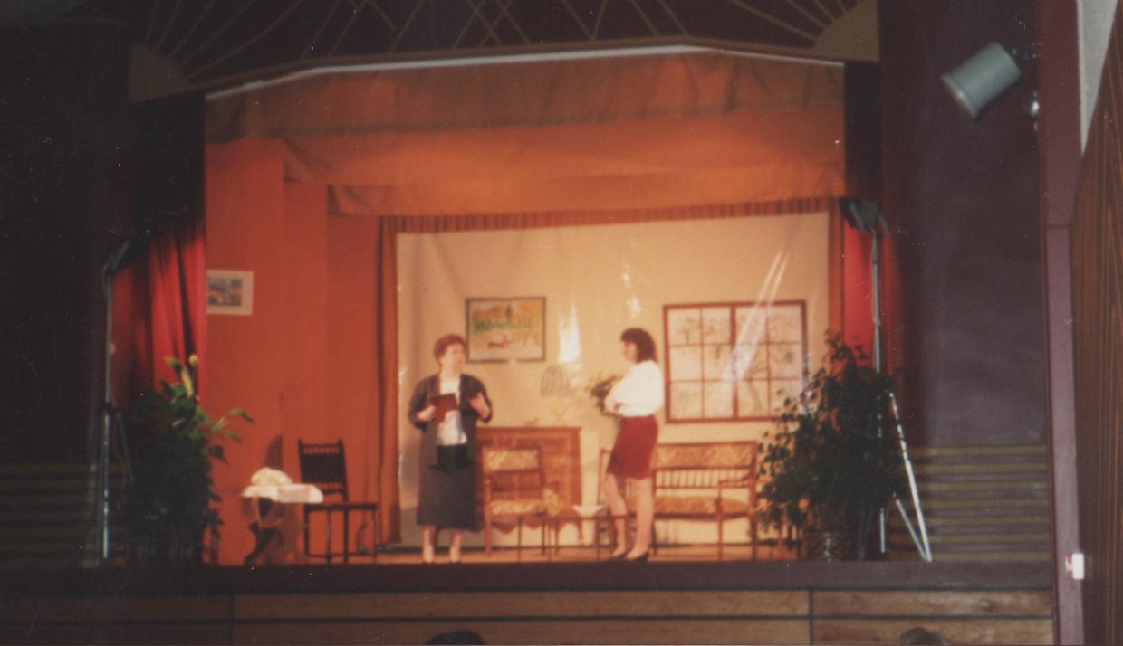 Théâtre 1992 Lorsque l'enfant parait 