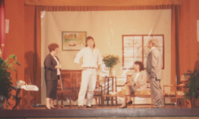 Théâtre 1992 Lorsque que l'enfant parait